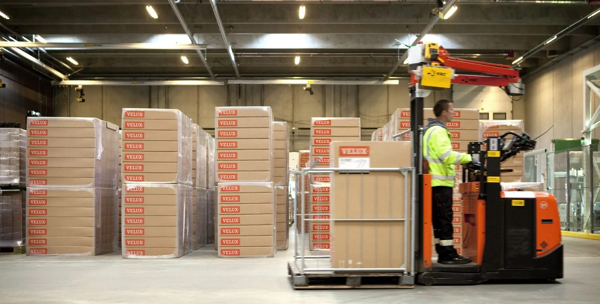 Importación directa de ventanas de techo VELUX desde Dinamarca a Argentina